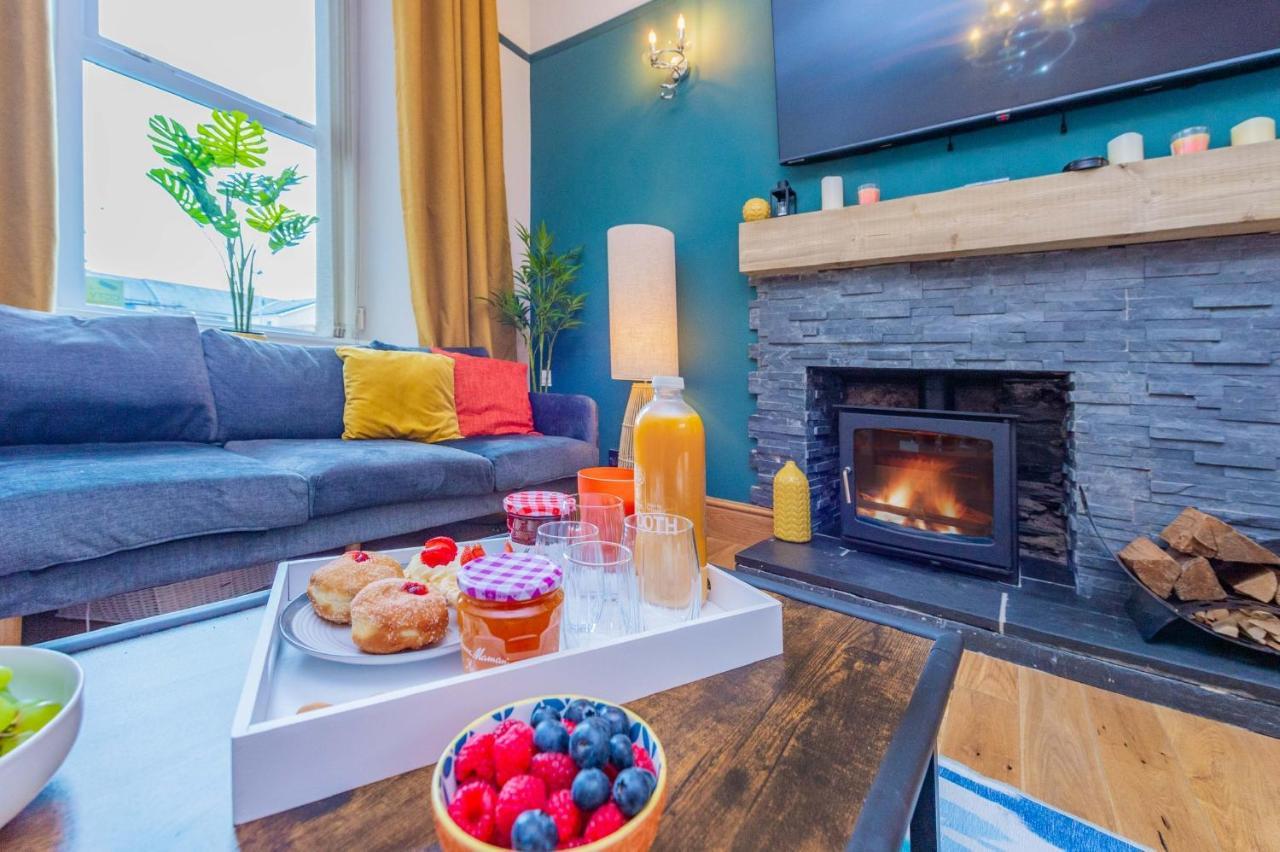 Snowdon House, 8 Bedrooms, Sleep 16, Close To Blackrock Sand Porthmadog Exterior photo